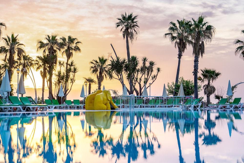 Labada Beach Hotel Çamyuva Eksteriør bilde